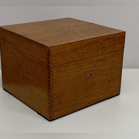 Early 20th Century Antique Weis Hinge Lidded Dovetail Jointed Oak File Box - Picture 6 of 16